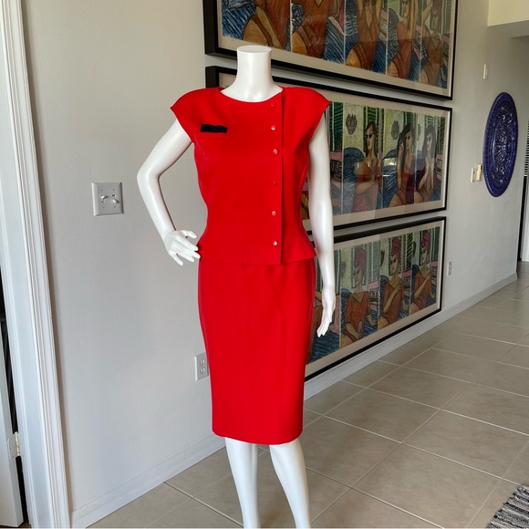 Vintage Valentino Set - Picture 2 of 9